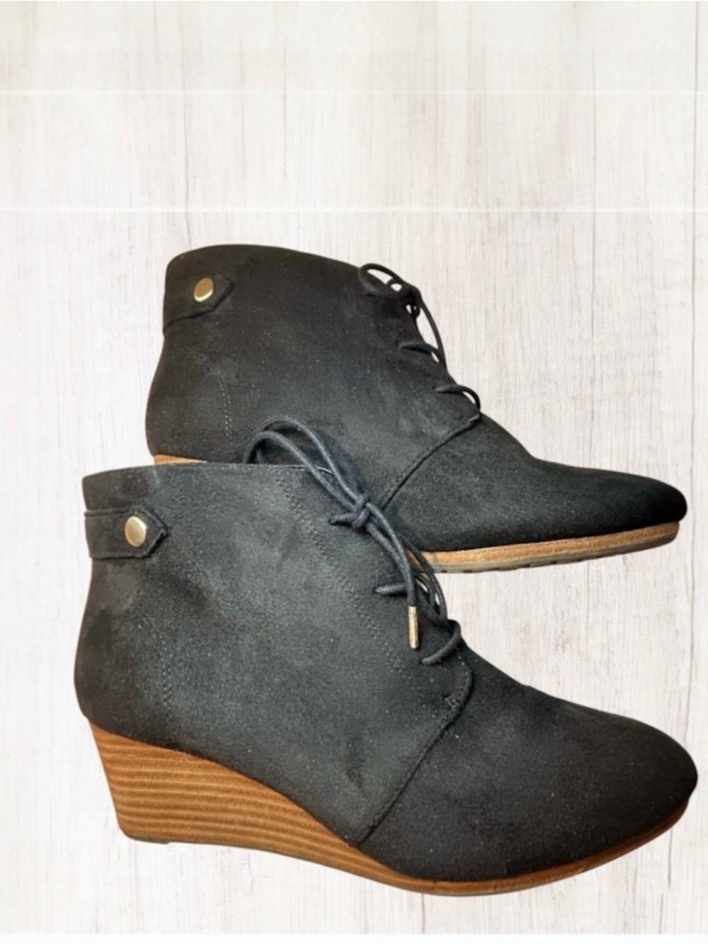 Dr. Scholl's Dakota Black Faux Suede Lace-Up Wedge Ankle Booties - Size 9 - Picture 2 of 10
